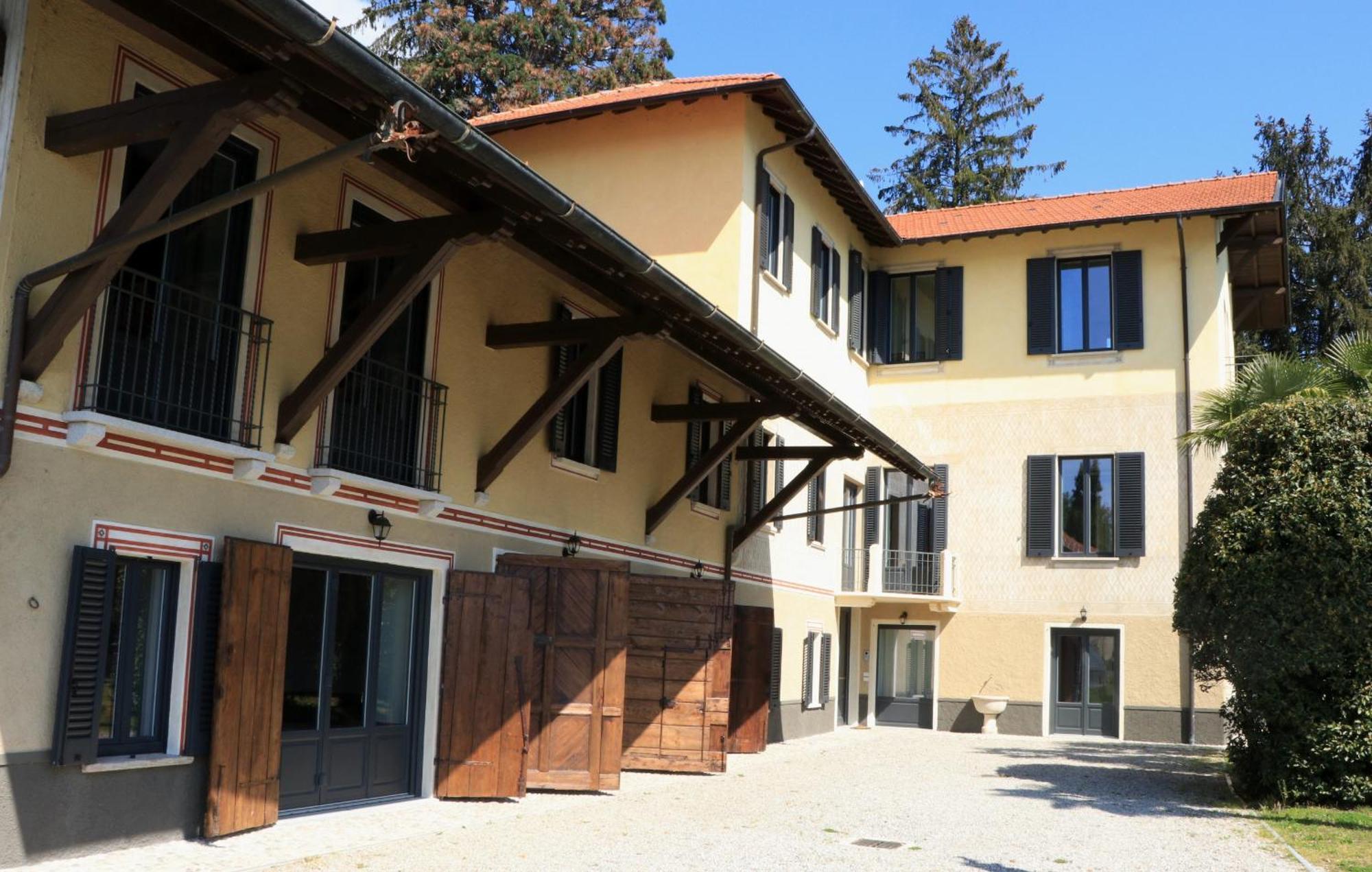 Beach Villa Fiorina Ghiffa Exterior foto
